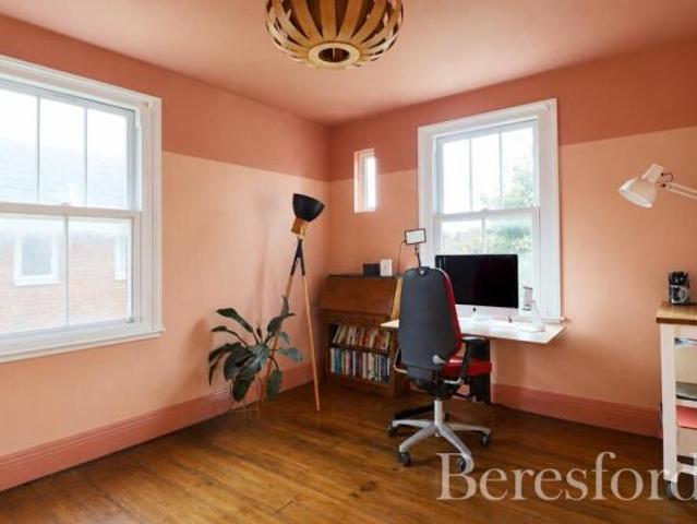 Maisonette for sale
