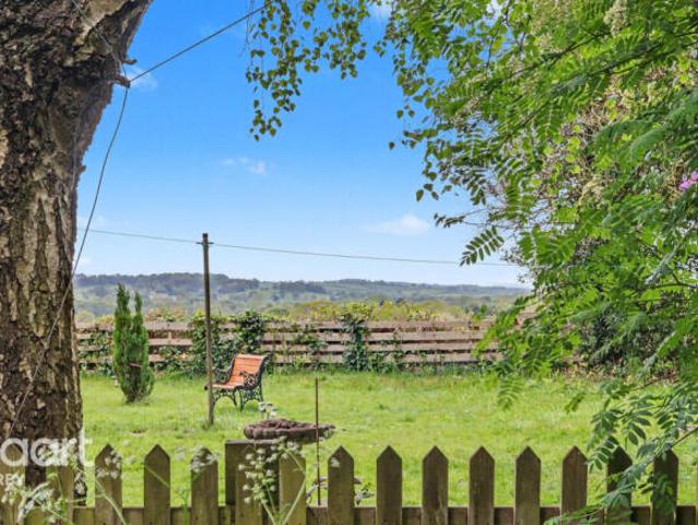 Maisonette for sale in Allestree, East Midlands