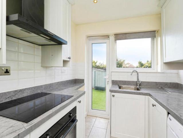 Maisonette for sale in Meadow Close Allotments, Greater London