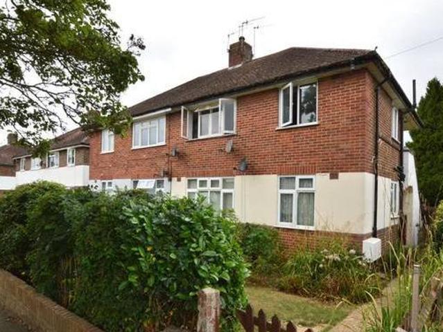 House for rent in Surrey