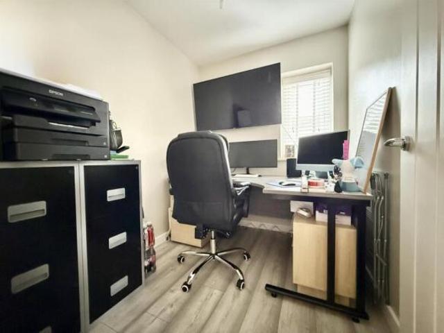 Maisonette for sale in Gloucester, Gloucestershire