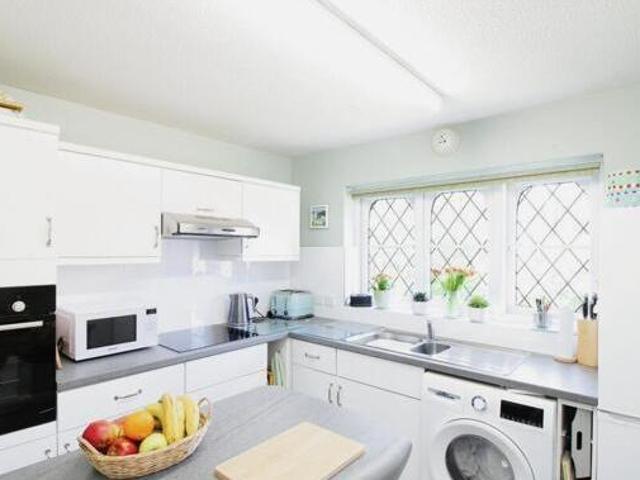 House for sale in Littlecote, West Sussex