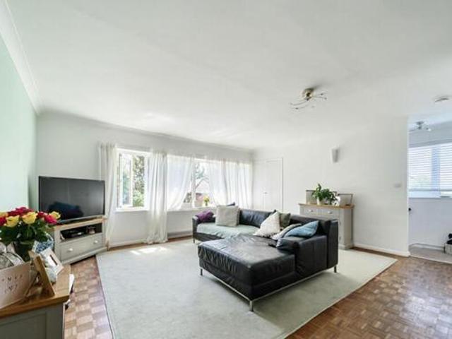 House for sale in Batchworth, Hertfordshire