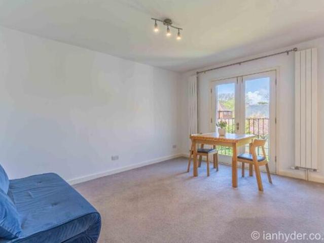 Maisonette for sale