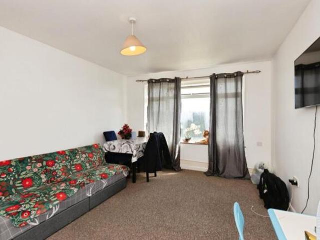Maisonette for sale in Gloucester, Gloucestershire