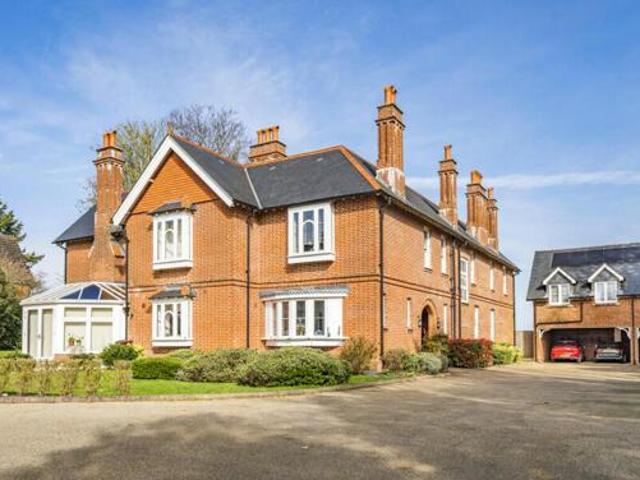 House for sale in Hampshire
