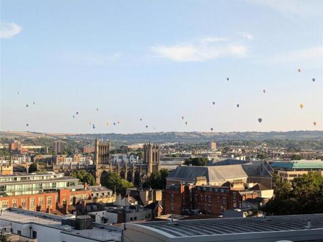 Maisonette for sale in Feckenham, City Of Bristol