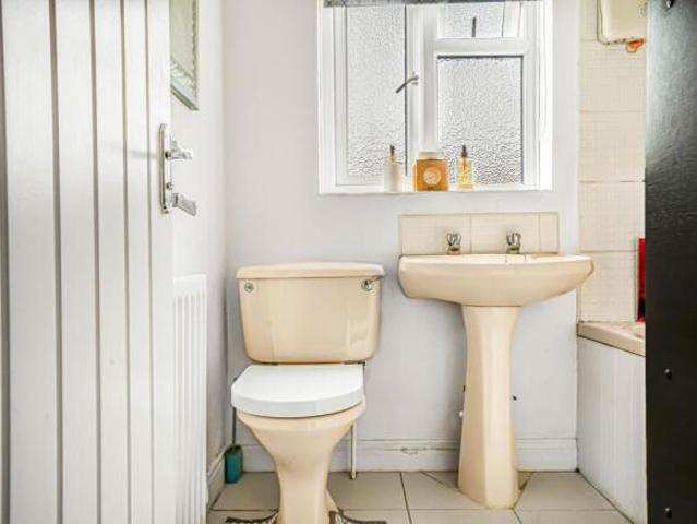 Maisonette for sale