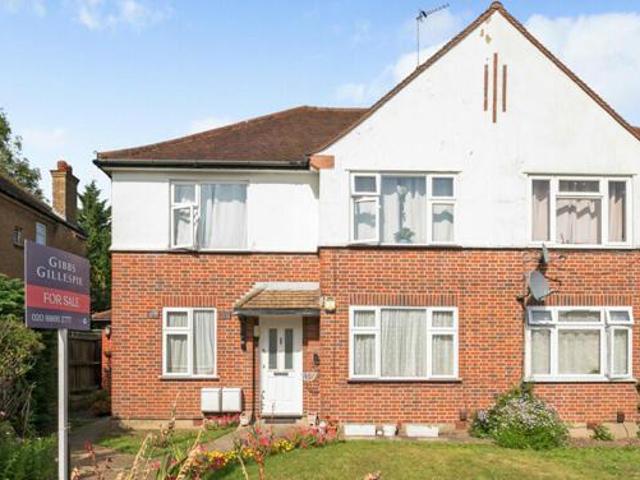 House for sale in Pinner, Greater London