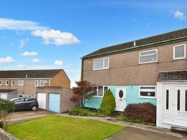 House for sale in Follaton, Strode