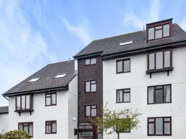 House for sale in Follaton, Strode