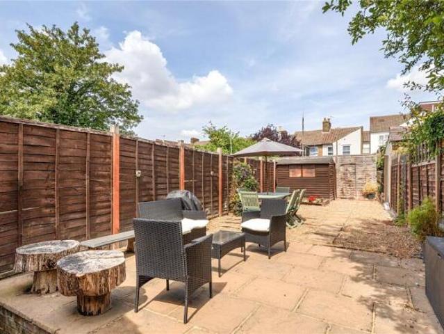 Maisonette for sale in Penenden Heath, Maidstone