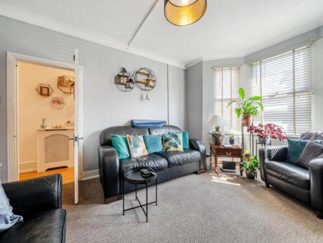 Maisonette for sale in Erith, Greater London
