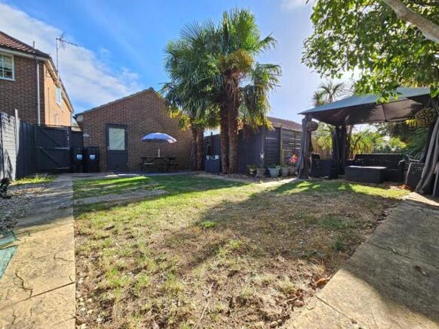 Maisonette for sale in Earley