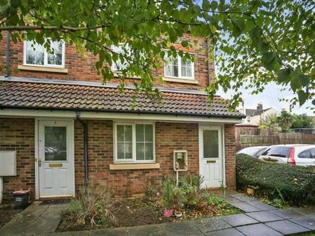 House for rent in Lyons, Greater London