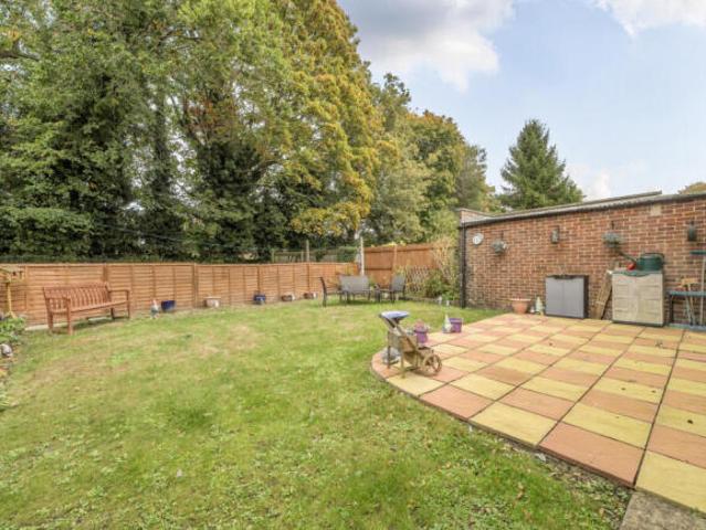 Maisonette for sale in Weeke, Harestock