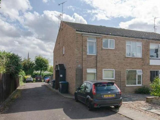 House for sale in New Bilton