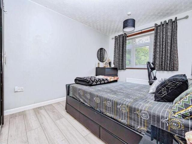Maisonette for sale in Kingswood, North Watford