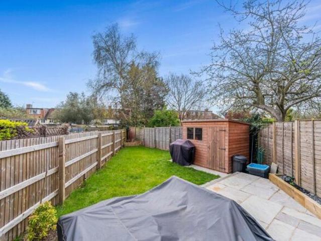 Maisonette for sale in Twickenham, Greater London