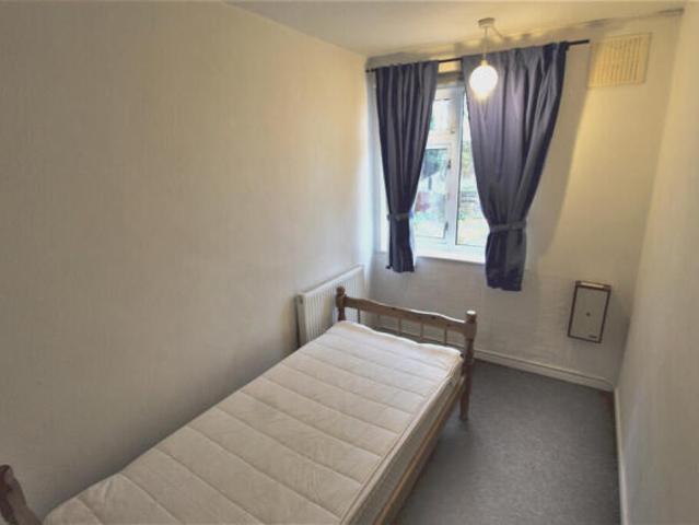 Maisonette for sale in Stonehouse Estate, Coventry