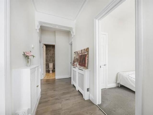 Maisonette for sale in Reading
