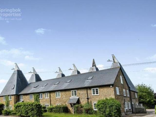 House for sale in Oad Street, Kent
