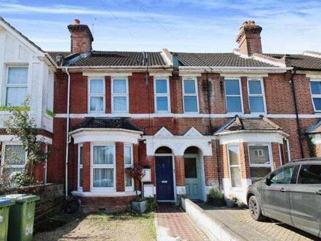House for sale in Chilworth Old Village, Test Valley