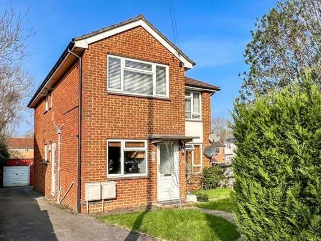 House for sale in Barton Stacey, Hampshire