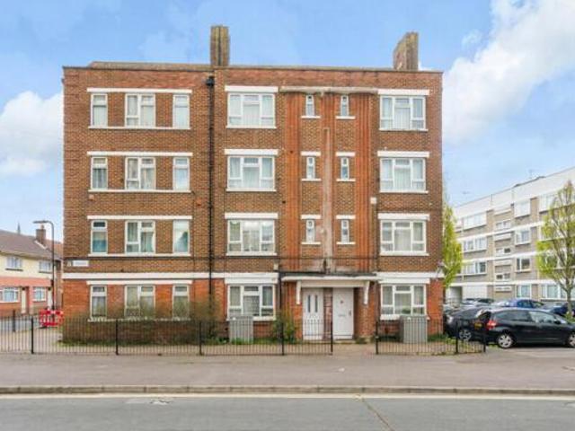 House for sale in Barton Stacey, Hampshire