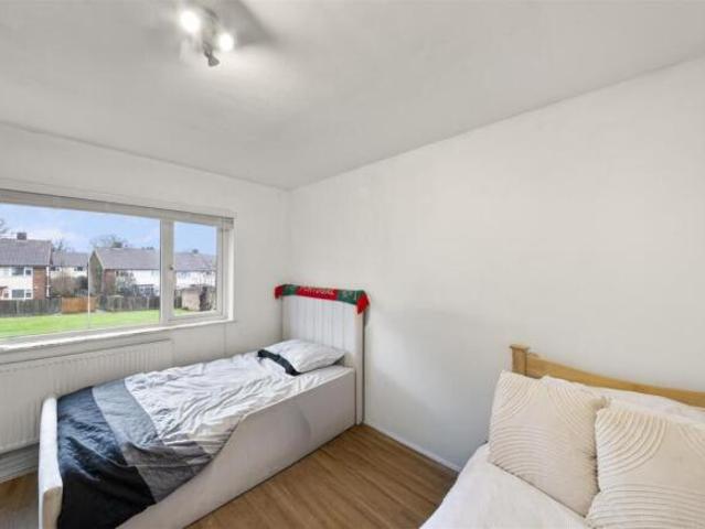 Maisonette for sale in Ruislip, Greater London
