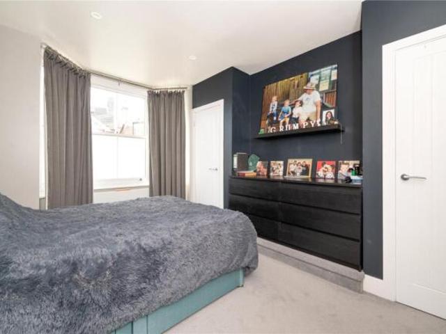Maisonette for sale in St Albans, Five Acres