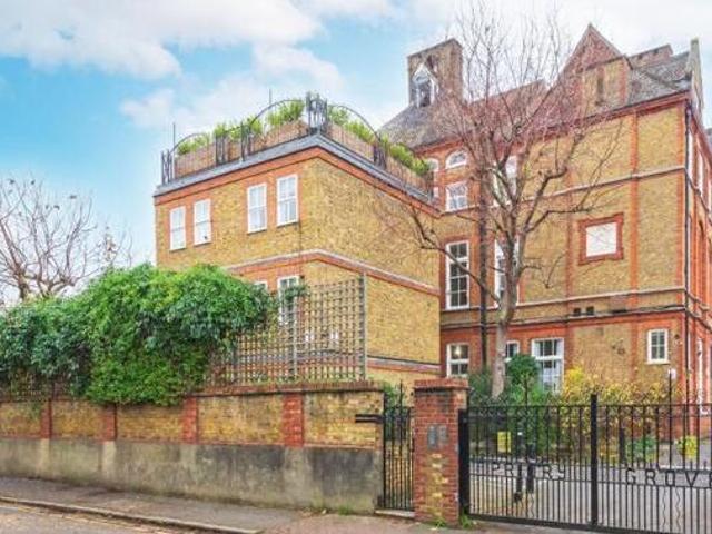 House for sale in City of London, Greater London