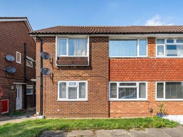 House for sale in London Borough of Hounslow, Feltham