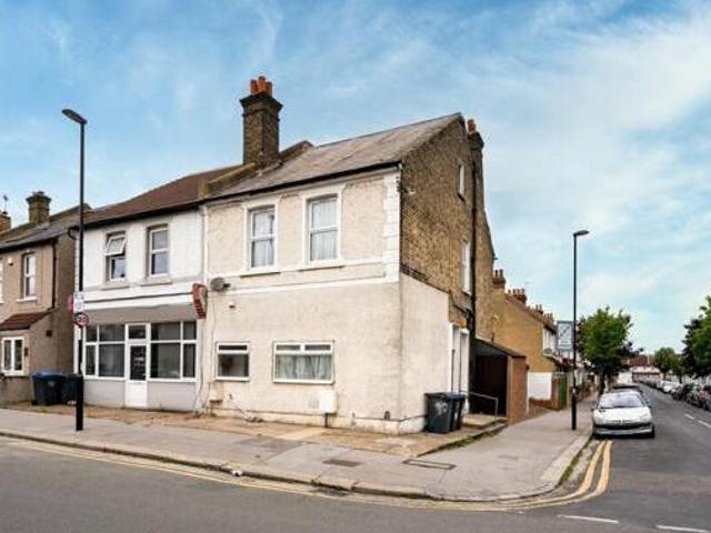 House for sale in London Borough of Croydon, Thornton Heath