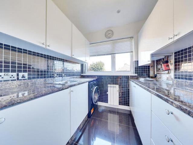 Maisonette for sale in Petts Wood, Greater London