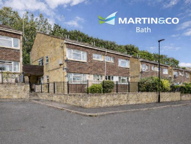 Maisonette for sale in Larkhall, Scotland