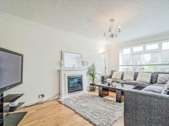House for sale in Uxbridge, Greater London