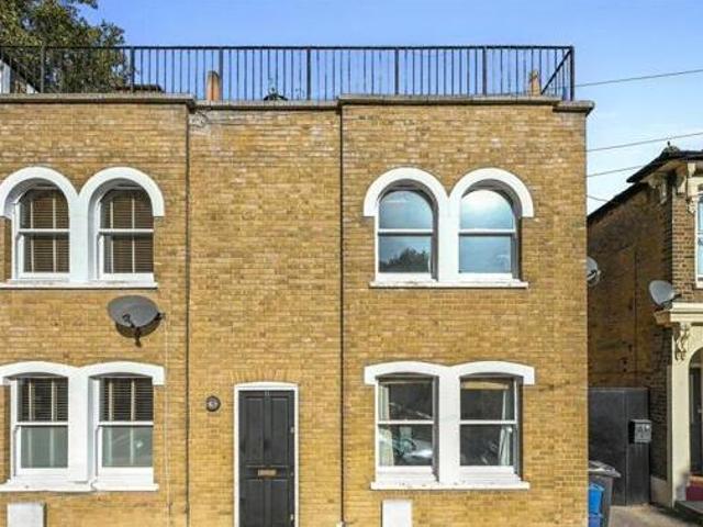 House for sale in City of London, Greater London