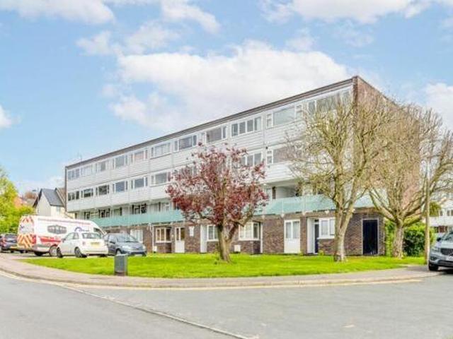 House for sale in Kings Hill, Colliers End