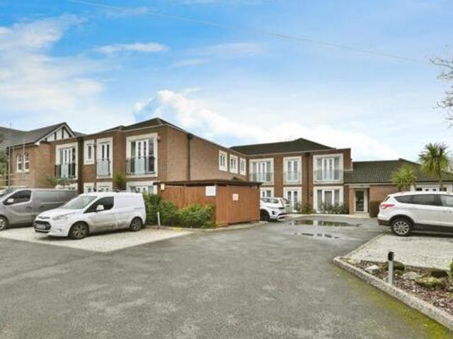House for sale in Spring Vale, Hampshire