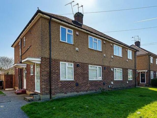 House for sale in Kingswood, Watford
