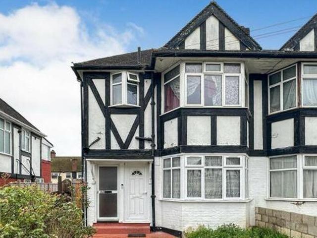 House for sale in Wembley, Greater London