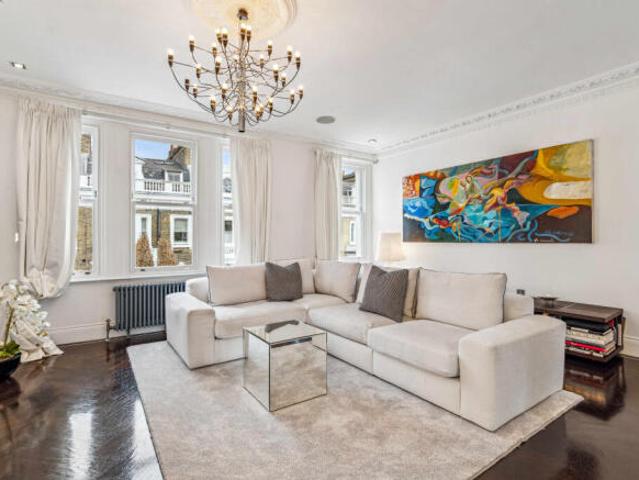 Maisonette for sale