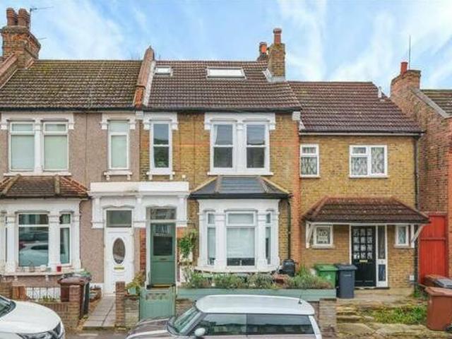 House for rent in Lyons, Greater London