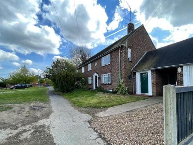 House for sale in Chipping Hill, Essex