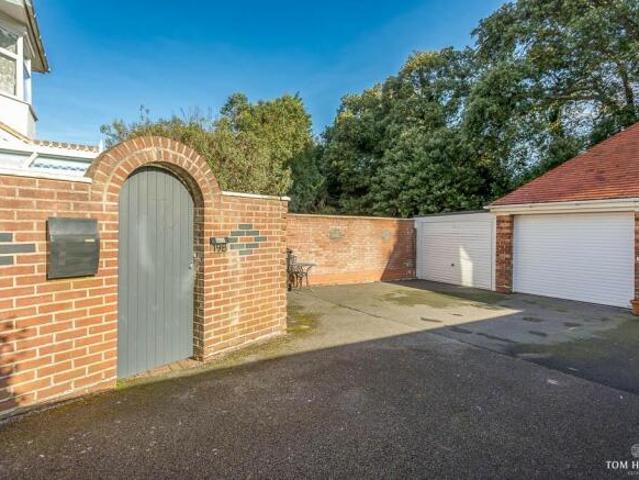 Maisonette for sale
