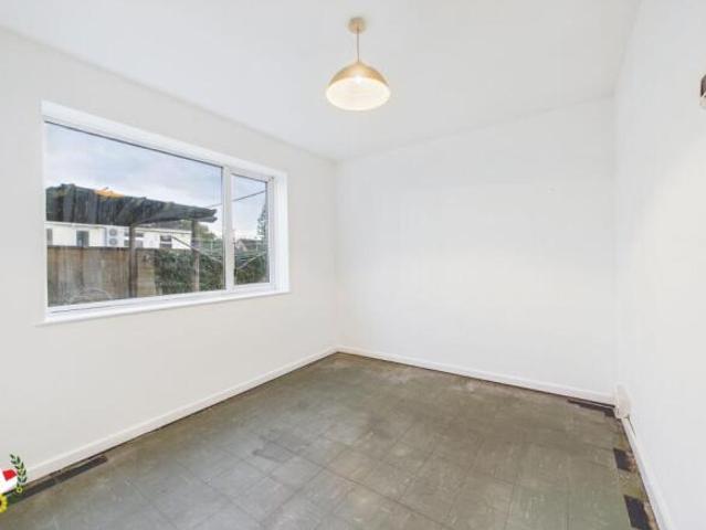 Maisonette for sale in Gloucester, Gloucestershire