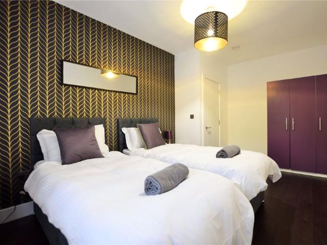 House for rent in Newtown, Reading