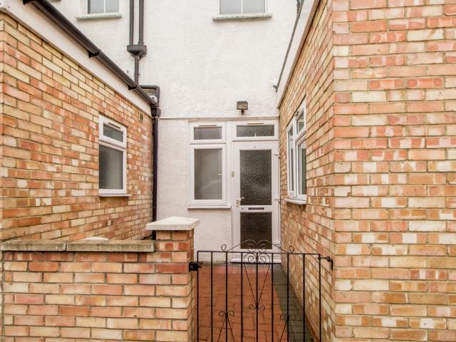 Apartment for rent in London Borough of Croydon, Shirley