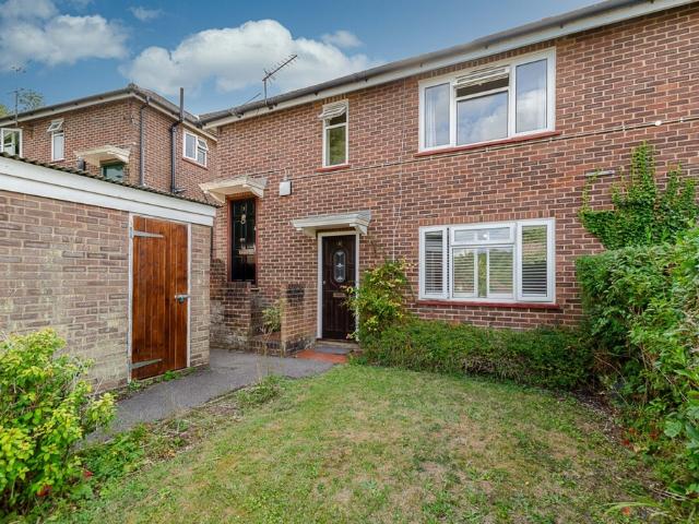 Apartment for rent in London Borough of Croydon, Purley